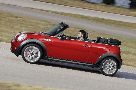 Die Preise für das ab März erhältliche Mini John Cooper Works Cabrio beginnen bei 31.350 Euro.