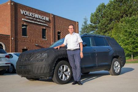 Hinrich J. Woebcken, President & CEO Volkswagen Group of America Inc. Hinrich J. Woebcken, President & CEO Volkswagen Group of America Inc.