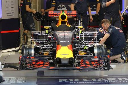 Red Bull - Formel 1 - GP Singapur - 16. September 2016