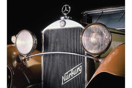 ... Mercedes-Benz-Sonderschutz-Fahrzeug mit vollem Namen.