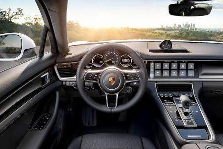 Porsche Panamera 4 E-Hybrid