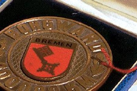 Borgward-100000 km-Medaille.