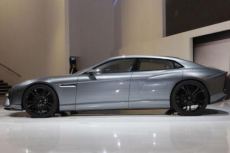 Die Stoßrichtung geht klar Richtung Porsche Panamera und Aston Martin Rapide.