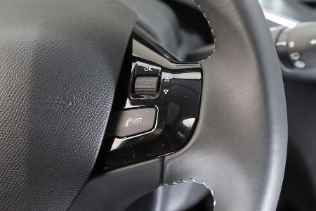 Peugeot 308 125 THP, Lenkrad