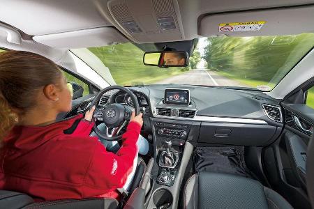 Mazda 3 Skyactive G 120, Cockpit