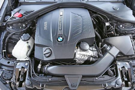 BMW M135i xDrive, Motor