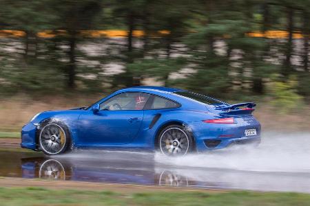 Porsche 911 Turbo S