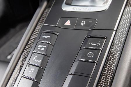 Porsche 911 Turbo S, Mittelkonsole