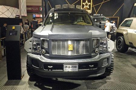 ... martialisch aussehende Superluxus-SUV ein neues Topmodell. Das Ding heißt schlicht Patton und sieht aus, als könnte man ...