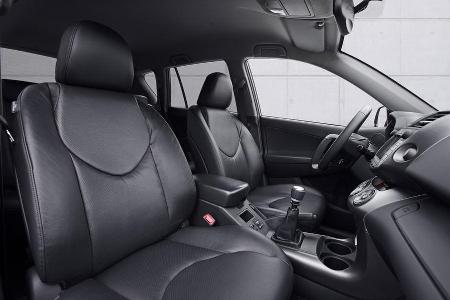 Toyota RAV4, Sitze
