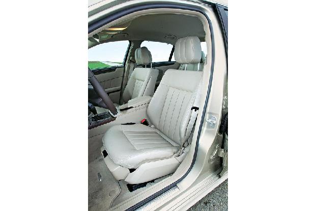 Mercedes E 200 CGI