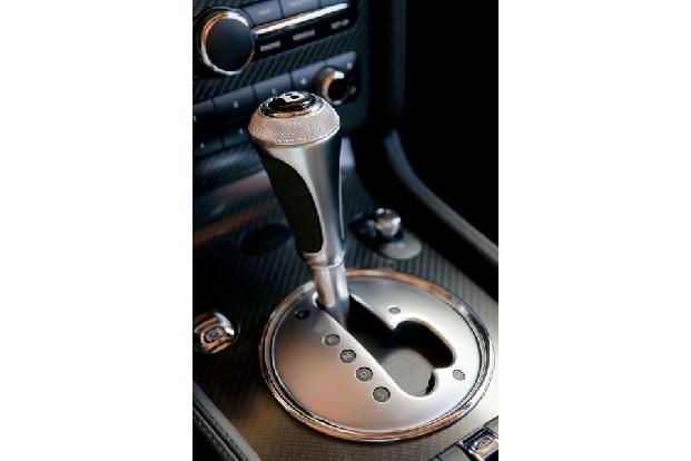 Bentley Continental Supersports Convertible, Whlhebel, Sechsgang-Automatik