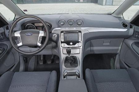 Ford S-MAX 1.6 EcoBoost Titanium, Cockpit, Lenkrad