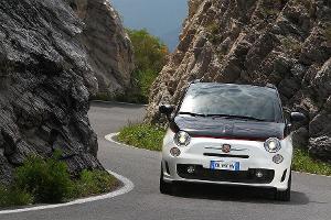 Abarth 500 C im Fahrbericht