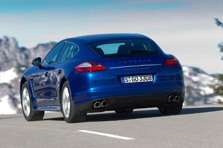 Porsche Panamera S Hybrid, Rückansicht, Fahrt, Bergstraße