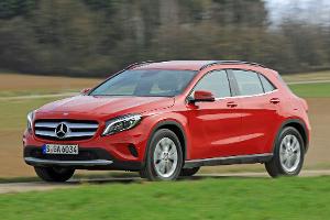Mercedes GLA 200, Seitenansicht