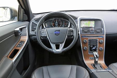 Volvo XC60 D4 AWD, Cockpit