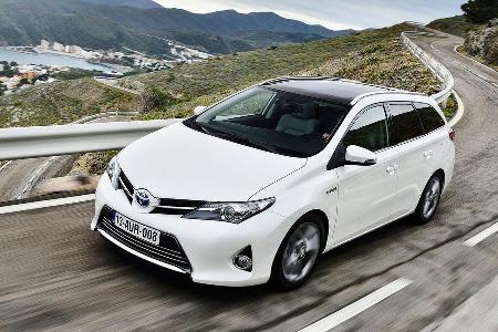 02/2013, Toyota Auris Touring Sports