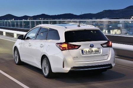 02/2013, Toyota Auris Touring Sports