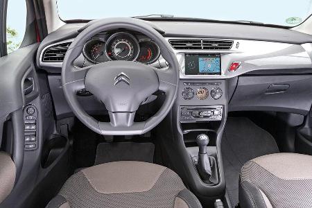 Citron C3 VTi 82, Cockpit, Lenkrad