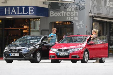 Honda Civic 1.6 i-DTEC, Toyota Auris 2.0 D-4D, Frontansicht
