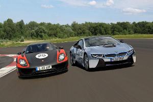 Vergleich BMW i8 und Porsche 918 Spyder