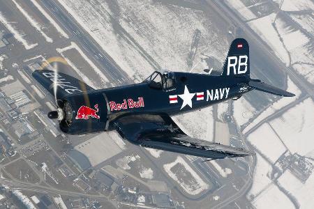 F4U Corsair - Red Bull