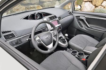 Toyota Verso, Cockpit, Lenkrad