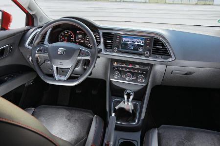 Seat León 1.4 TSI FR, Cockpit, Lenkrad