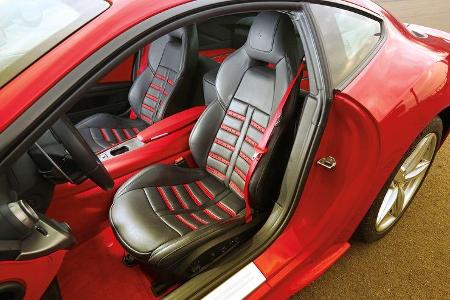 Ferrari F12 Berlinetta, Fahrersitz