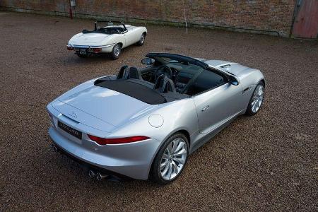 Jaguar E-Type, Jaguar F-Type, Heckansicht