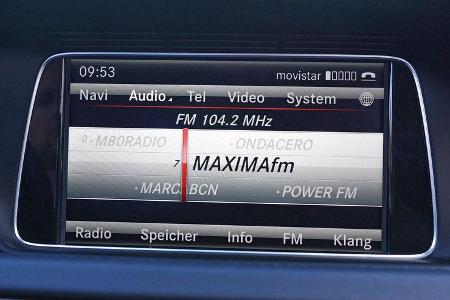 Mercedes E-Klasse, Navi, Monitor, Anzeige