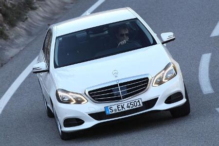 Mercedes E-Klasse, Heckansicht