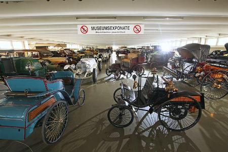 Mercedes Benz Museum heilige Hallen