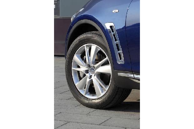 Infiniti FX30d
