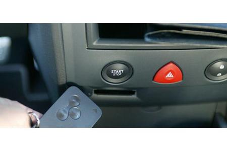 Innovativ: Gestartet wird mittels Karte und Knopf oder gleich per Keyless-Go.