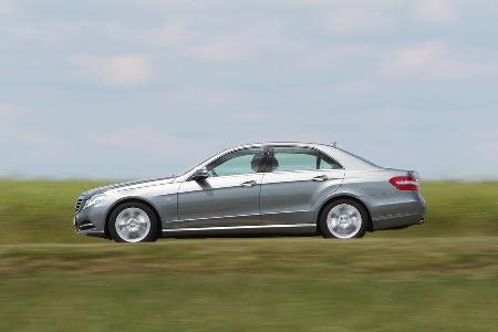 Mercedes E 200 NGT, Seitenansicht