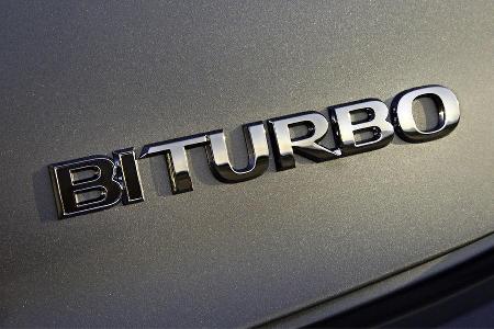 Opel Insignia 2.0 CDTi Biturbo Edition, Typenansicht, Emblem