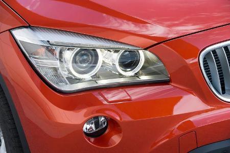 BMW X1, Frontscheinwerfer