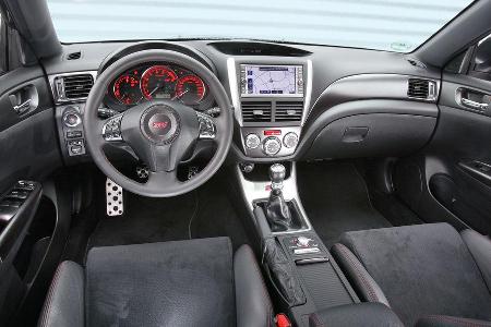 Subaru WRX STi, Cockpit