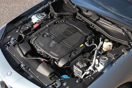 03/11 aumospo 07/2011 Mercedes SLK 350, Cabrio, Roadster, Motor