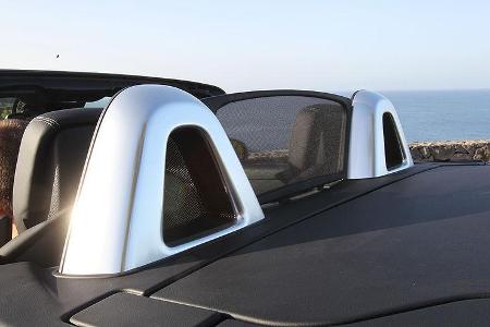 03/11 aumospo 07/2011 Mercedes SLK 350, Cabrio, Roadster, Windschott, Überrollbügel