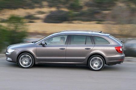 Skoda Superb Combi 2.0 TDI 4x4 DSG Skoda Superb Combi 2.0 TDI 4x4 DSG