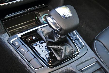 Skoda Superb Combi 2.0 TDI 4x4 DSG, Schaltknauf