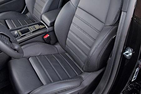 Peugeot 508 THP 155, Sitze vorn