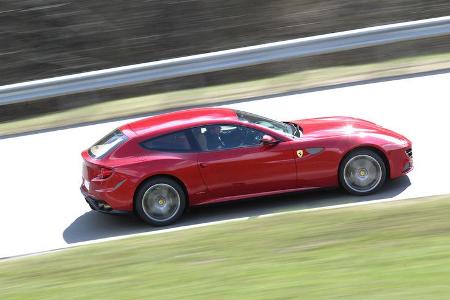 Ferrari FF