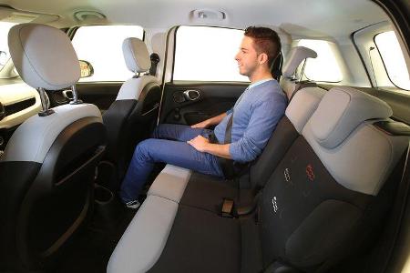 Fiat 500L 1.4 16V Pop Star, Rücksitz, Beinfreiheit
