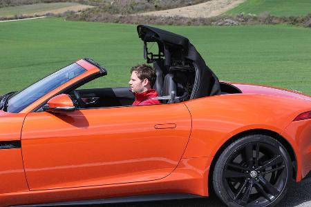 Jaguar F-Type S, Verdeck, ffnet
