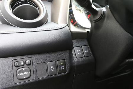 Toyota RAV4, Bedienelemente