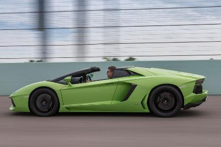 Lamborghini Aventador LP 700-4 Roadster, Seitenansicht